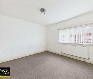 Newcastle Avenue, Blackpool, FY3 - Photo 1
