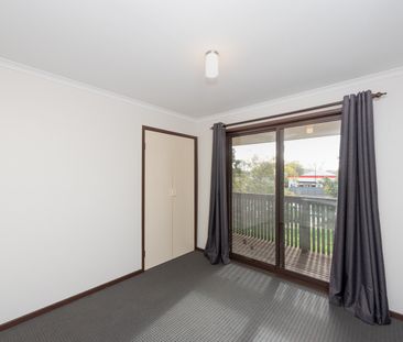 2/17 Atkinson Street, Queanbeyan East NSW 2620 - Townhouse For Rent... - Photo 3