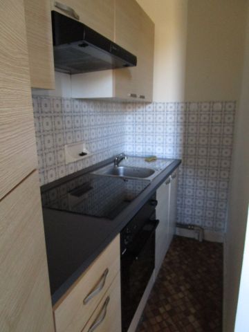 Location Appartement 2 pièces 53m² BAYONNE 64100 - Photo 4