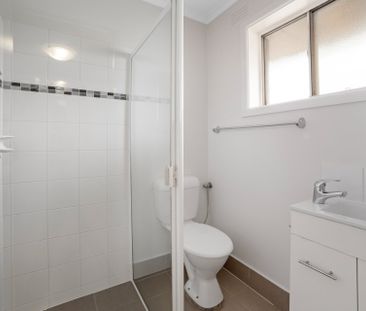 Location, Location! - Photo 6