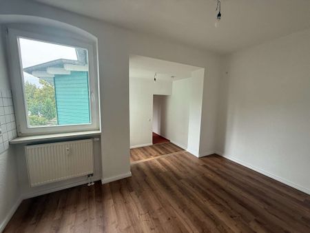 Schöne 3 Raumwohnung - Photo 2