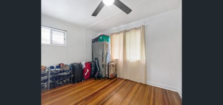 4-Bedroom Home with Garage & Patio - Photo 5