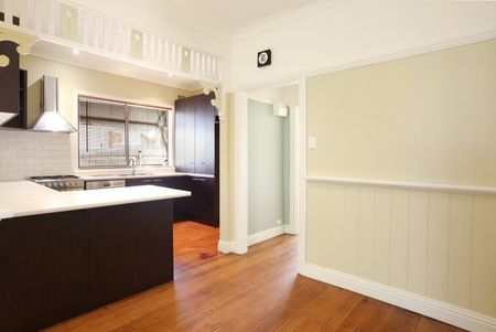 5 Wicklow Street, Pascoe Vale VIC 3044 - Photo 3