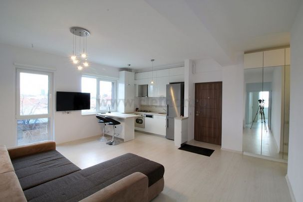 Expozitiei - 2 bedroom at first rent, modern furnished - Fotografie 1