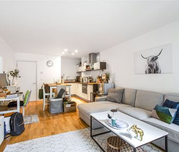 Northstand Apartments, Highbury Stadium Square, London, N5 1FN - Photo 2