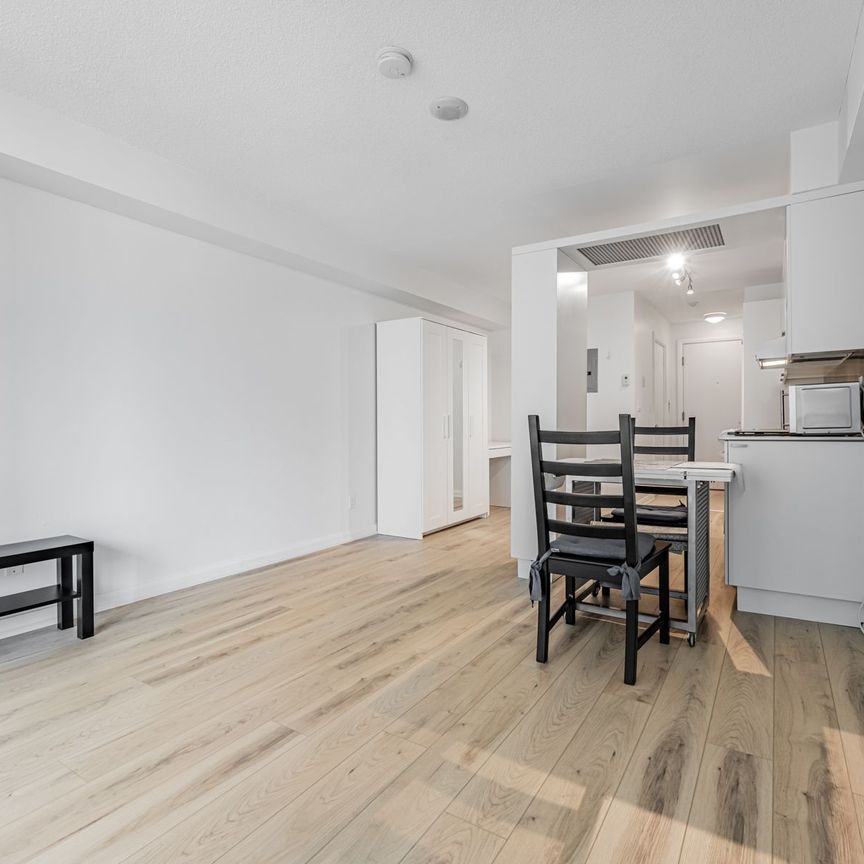 For Lease - 111 Elizabeth Street Unit# 735, Toronto, Ontario - Photo 1