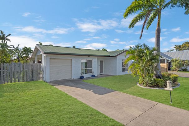 25 Dalkeith Crescent, Mount Louisa. - Photo 1