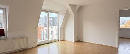 Helle Zweiraumwohnung mit Einbauküche in Zwickau - Photo 1