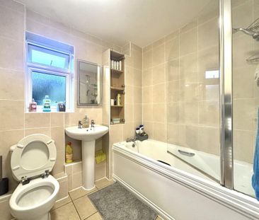 2 bedroom ground floor flat to rent - Photo 6