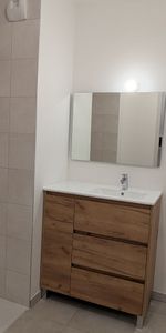 Location Appartement 2 pièces 44m² - Photo 4