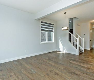 For Lease - 3025 Doyle Drive Unit# 22, London South, Ontario - Photo 2