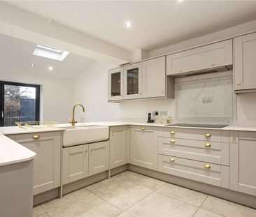 A stylish, recently renovated four bedroom house with home office i... - Photo 6