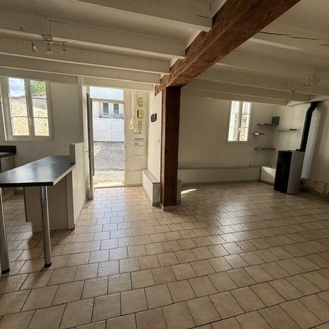 Location Maison 2 pièces 68m² ANGOULEME 16000 - Photo 1