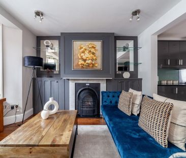 5 bedroom flat to rent - Photo 1