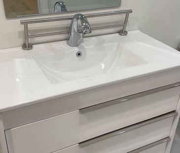 For Lease - 5560 Ethan Drive, Mississauga, Ontario - Photo 4