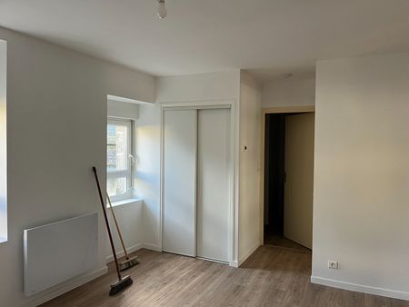 Location Appartement 2 pièces 43m² - Photo 5