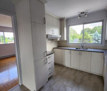 4 1/2 BOUL. CASAVANT O. ST-HYACINTHE - Photo 2