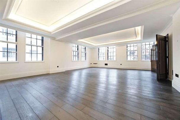 Whitehall Place, London, SW1A - Photo 1