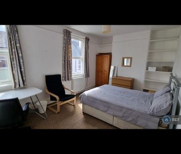 4 bedroom terraced house to rent - Photo 3
