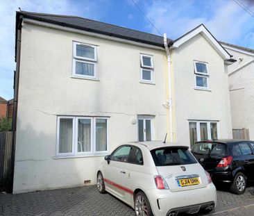 4 bedroom detached house to rent - Photo 4