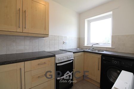 Springland Close, Ipswich - Photo 3
