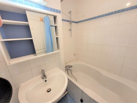 Location Appartement 1 pièce 25m² LILLE 59800 - Photo 4
