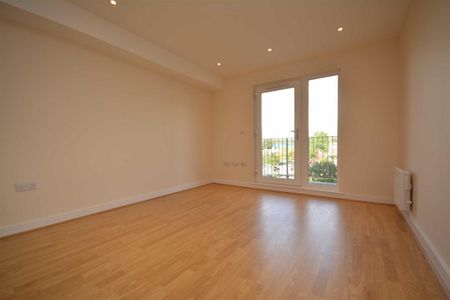 2 bed Apartment for Rent - Photo 4