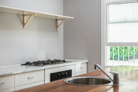 13 Steel Street, Surry Hills NSW 2010 - House For Rent | Domain - Photo 4