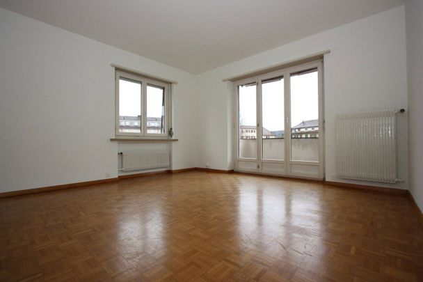 4 Zimmer, 93 m², 2. Stock - Photo 1