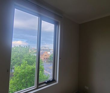 Moonee Ponds - Photo 1