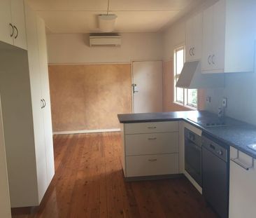 Spacious Family Home in Prime Harristown Location - Photo 2