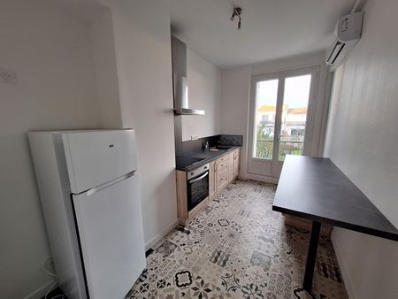 Location Appartement 2 pièces 55m² - Photo 4