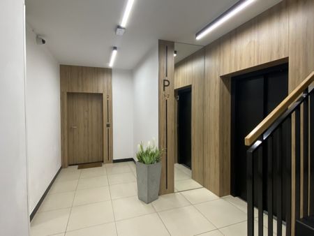 Przestronny apartament z tarasem na Bielanach - Zdjęcie 2