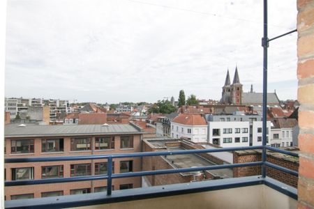 Mooi vernieuwd appartement - Photo 2