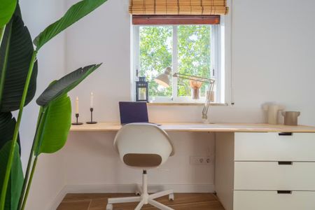 Gran Via de les Corts Catalanes, Barcelona, Catalonia 08004 - Photo 4