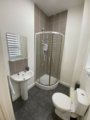 Studio Flat, Lansdowne Road, LE2 - Photo 4