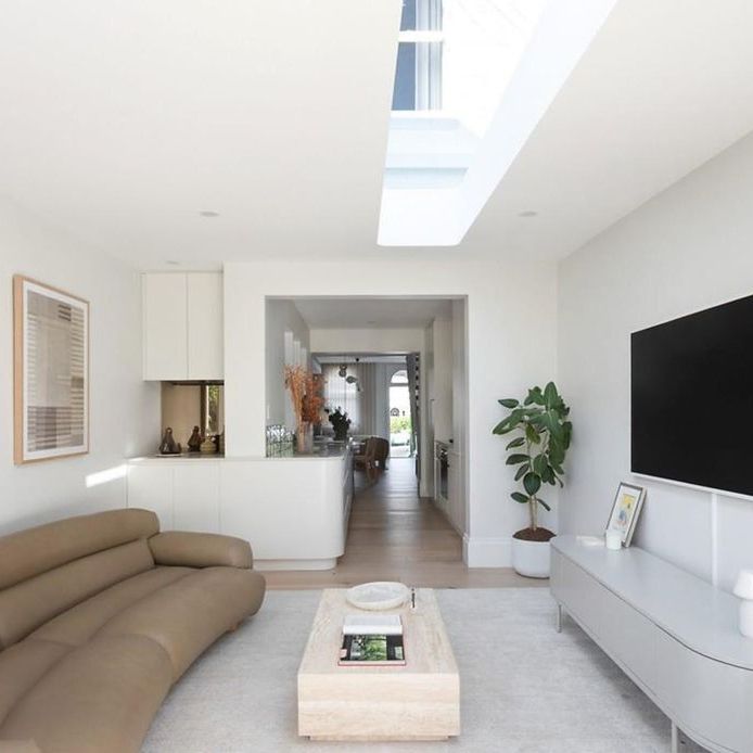 Fresh Light-Filled Victorian Elegance in Prime Cosmopolitan Locale - Photo 1