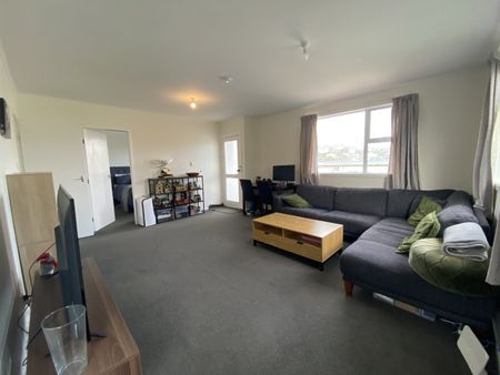 2/12 Stewart Drive, Newlands - Photo 2