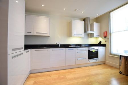 1 bedroom flat to rent - Photo 2