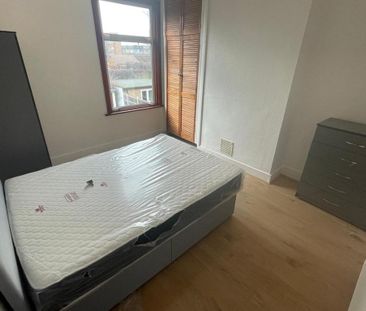 3 bedroom house to rent - Photo 2