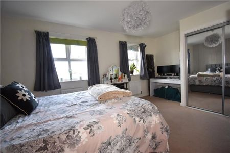 3 bedroom terraced house to rent - Photo 4