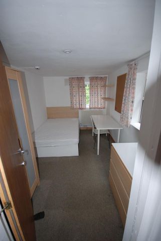 5 bedroom house to rent - Photo 2