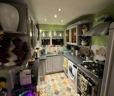 2 bedroom flat to rent - Photo 6