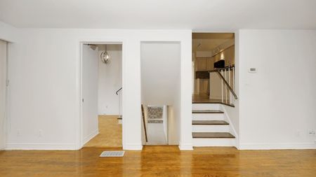 For Lease - 30 Patrick Street, Quinte West, Ontario - Photo 4