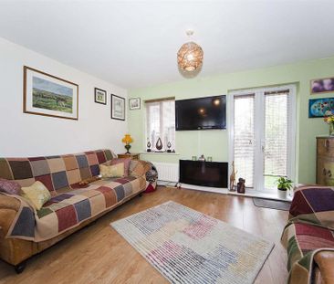 2 bedroom house to rent - Photo 1