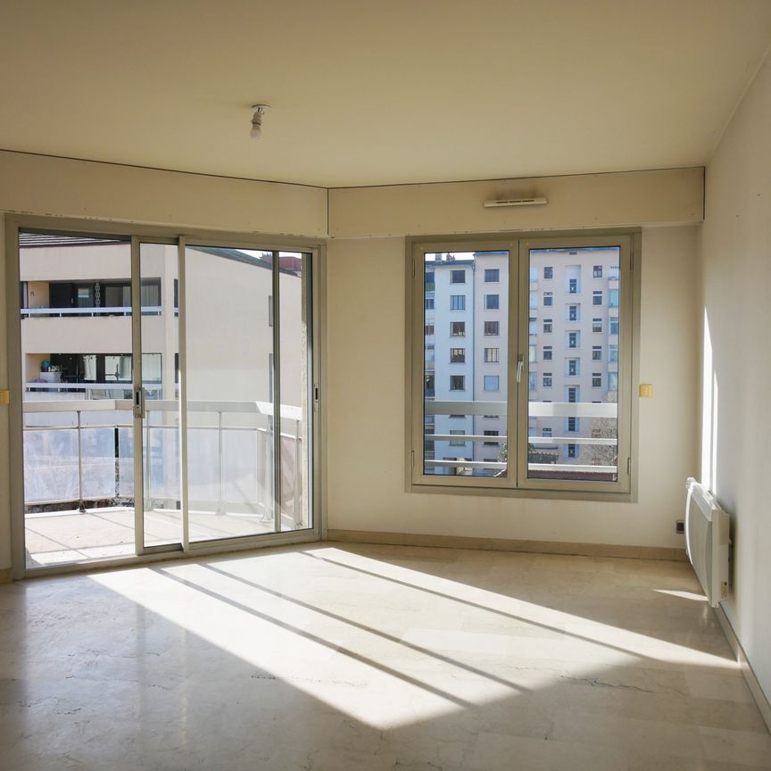 Location Appartement 2 pièces 43m² ANNECY 74000 - Photo 1