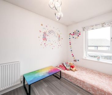 4 bedroom detached house to rent - Photo 6