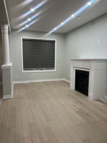 For Lease - 12 Foliage Drive, Brampton, Ontario - Photo 2