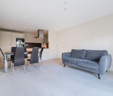 2 bedroom apartment to rent - Photo 6