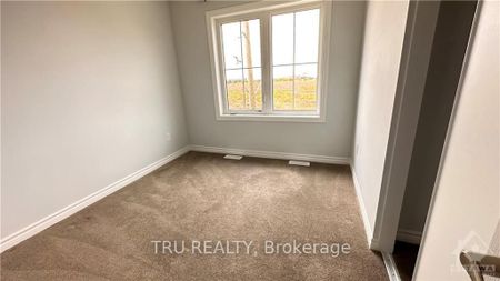 For Lease - 1694 Maple Grove Road, Stittsville - Munster - Richmond, Ontario - Photo 4